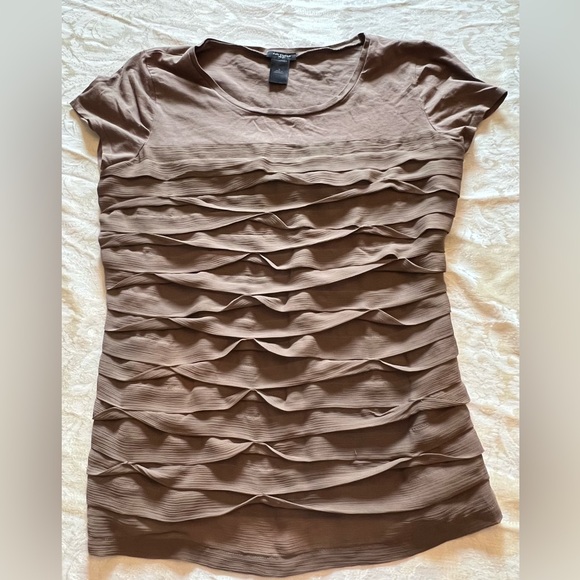 Ann Taylor Women’s light brown-camel top with ruffles - Picture 2 of 5